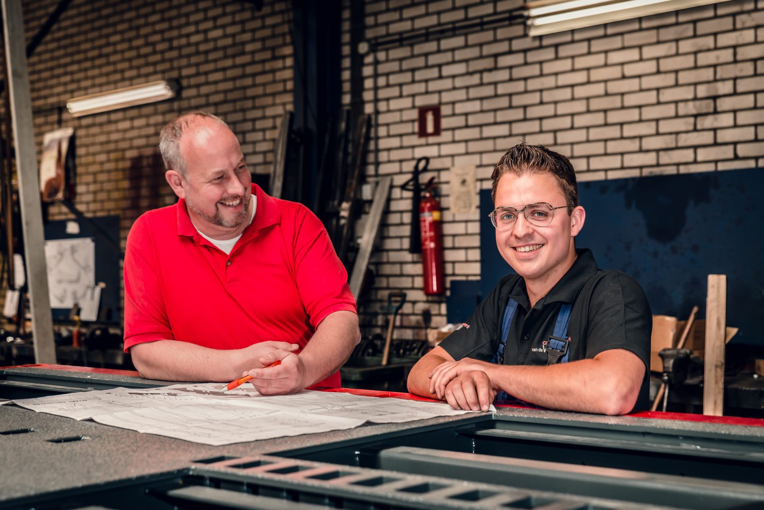 Aan het werk bij Van de Weijer Carroserriewerk